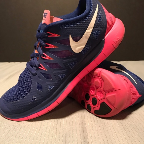 Nike Shoes - Women’s Nike Free Run